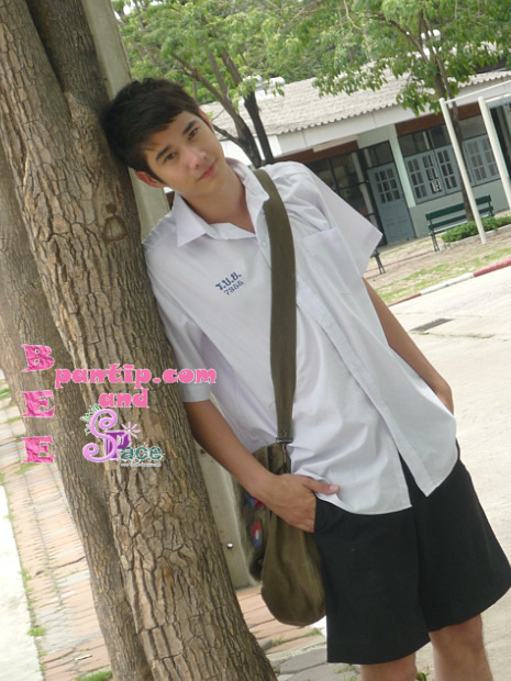 School uniforms and why i like them so much | FROM BANGKOK WITH LOVE